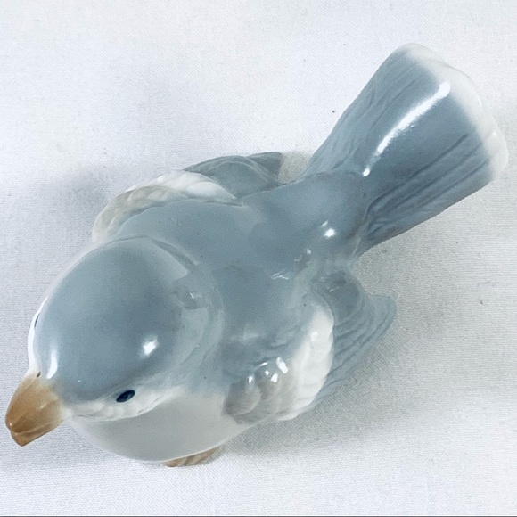 Vintage White & Grey China Bird Ornament Made In Japan - Picture 6 of 12